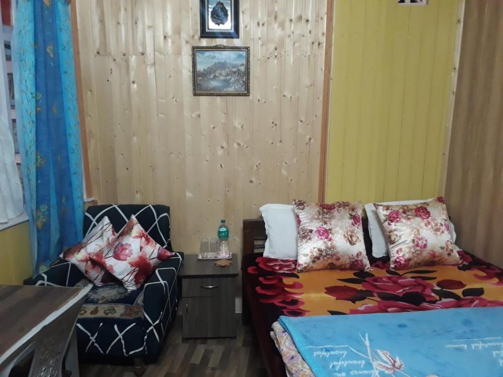 Smriya Homestay Darjeeling  Ngoại thất bức ảnh